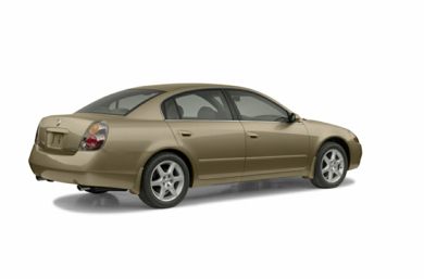 3/4 Rear Glamour  2002 Nissan Altima