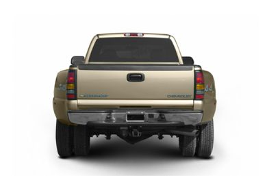 Rear Profile  2004 Chevrolet Silverado 3500