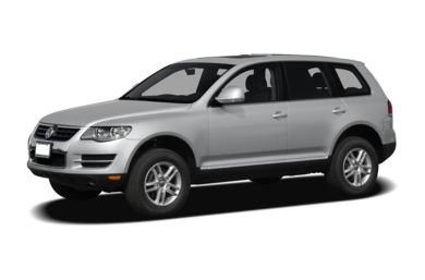 3/4 Front Glamour 2009 Volkswagen Touareg 2
