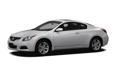 3/4 Front Glamour 2011 Nissan Altima