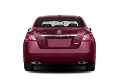Rear Profile  2013 Nissan Altima
