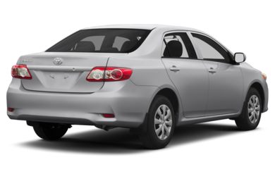 3/4 Rear Glamour 2013 Toyota Corolla 3/4 Rear Glamour 2013 Toyota Corolla