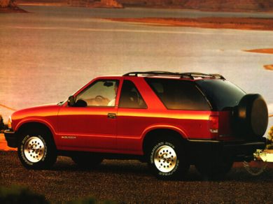 Mercedes Mclaren Base Price on 1997 Chevrolet Blazer Specs  Mpg   Fuel Economy   Carsdirect