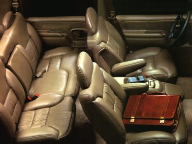 1998 Chevrolet Suburban 2500 Specs Safety Rating Amp Mpg