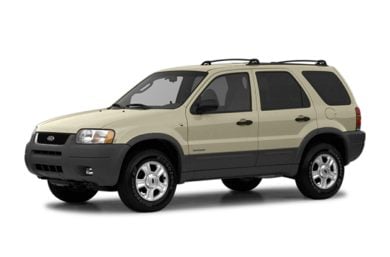 3/4 Front Glamour 2004 Ford Escape