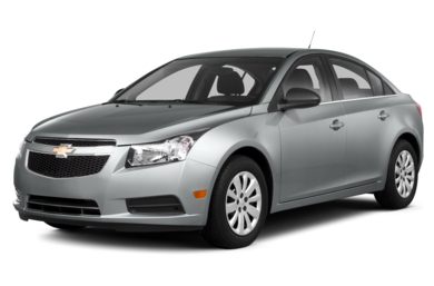 3/4 Front Glamour 2013 Chevrolet Cruze