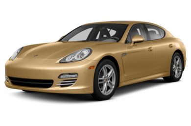 3/4 Front Glamour 2013 Porsche Panamera