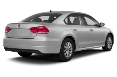 3/4 Rear Glamour  2013 Volkswagen Passat