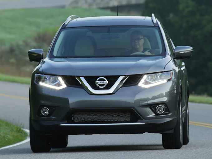 2016 Nissan Rogue Styles & Features Highlights