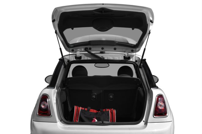 Trunk/Cargo Area/Pickup Box