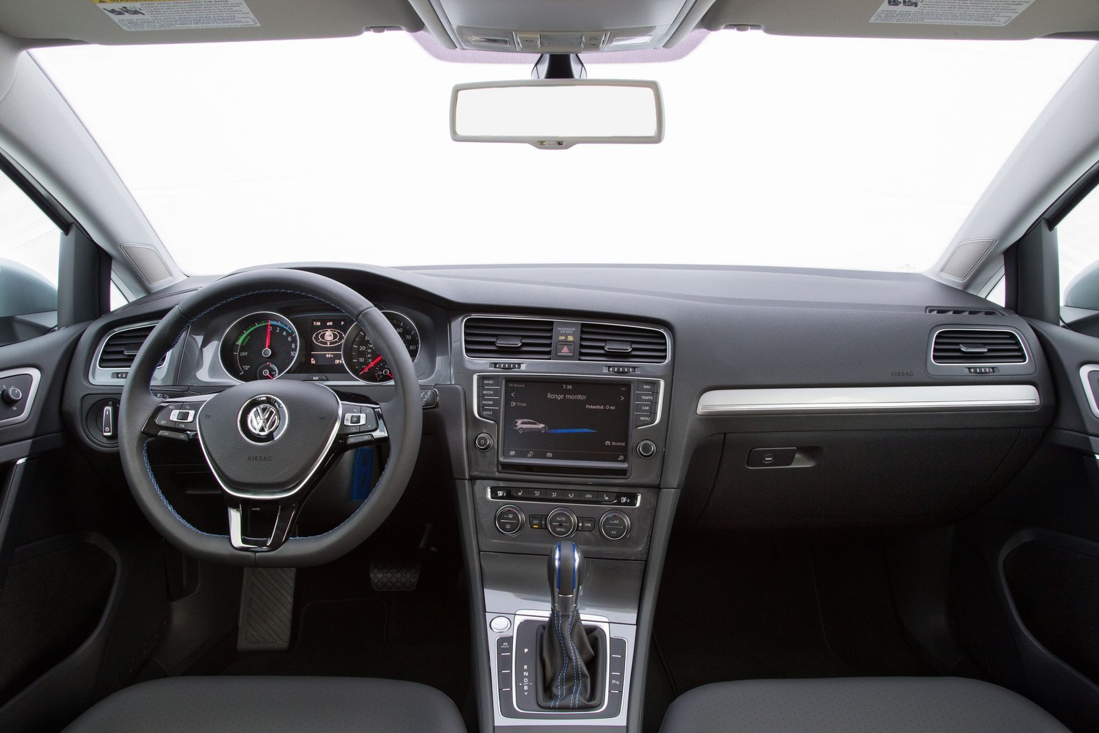 Volkswagen e-Golf Interior