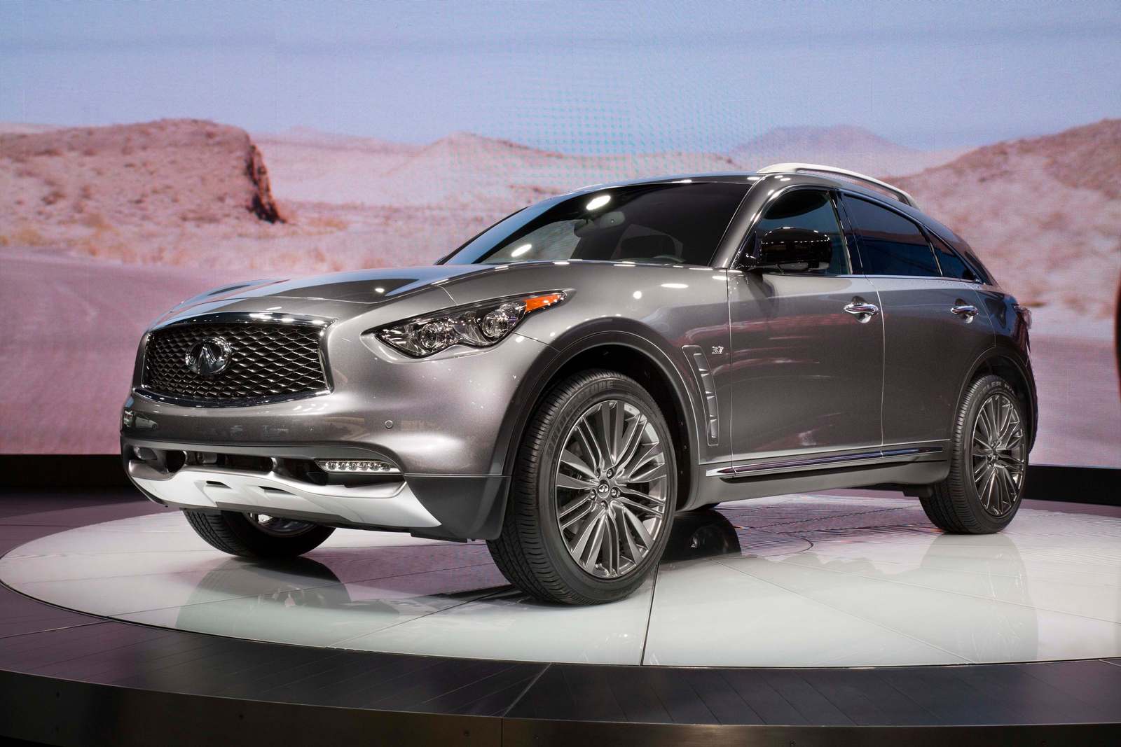 Infiniti QX70