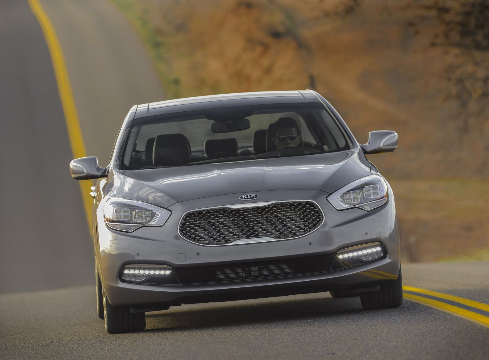 Kia K900