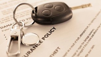 <p>car insurance with keys</p>