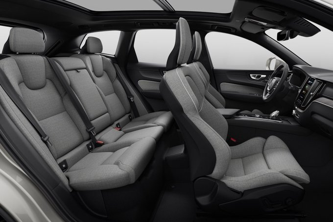 2024 Volvo XC60 Interior