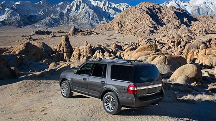 2015 Ford Expedition EL Rear
