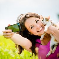 Smart phones and pet ownership