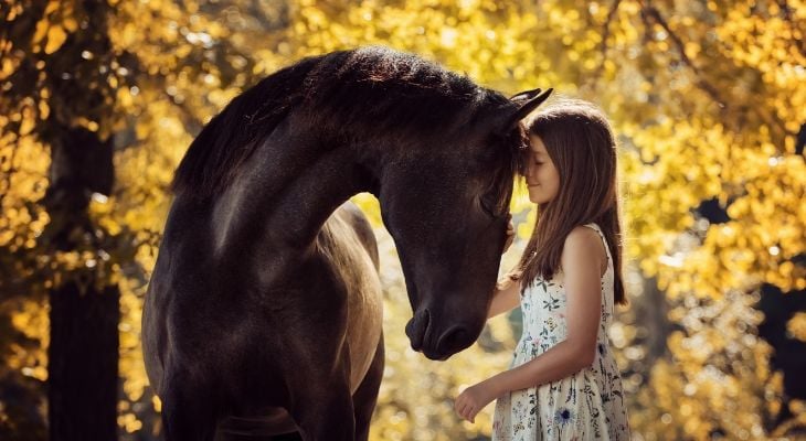 girl wit horse
