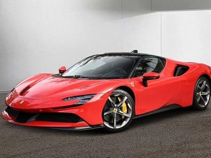 2021 Ferrari SF 90