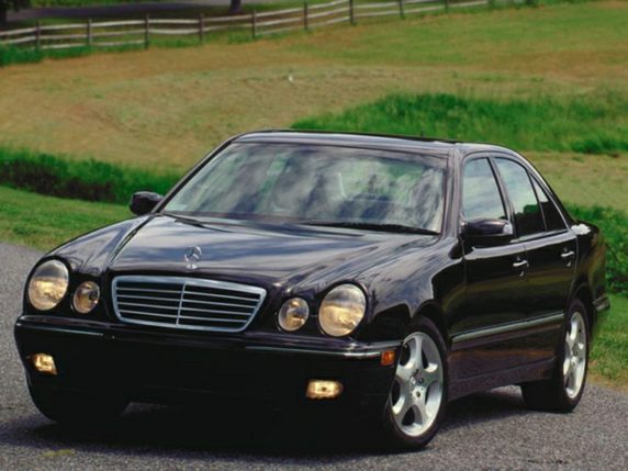 2000 Mercedes-Benz E320 Pictures & Photos - CarsDirect