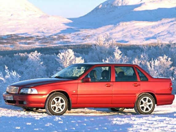 2000 Volvo S70 Pictures & Photos - CarsDirect