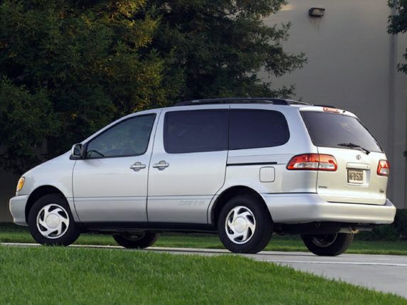 2002 Toyota Sienna Pictures & Photos - CarsDirect