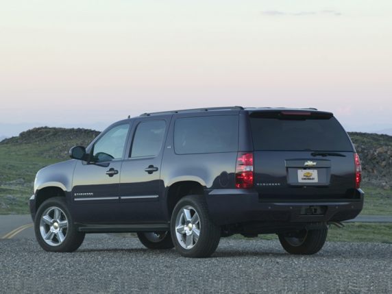 2013 Chevrolet Suburban 1500 Pictures & Photos - CarsDirect