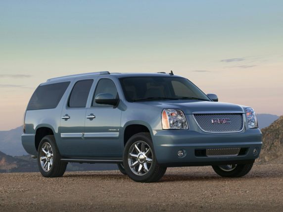 2010 GMC Yukon XL 1500 Pictures & Photos - CarsDirect