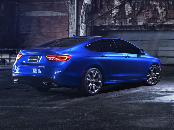 2016 Chrysler 200 Prices, Reviews & Vehicle Overview - CarsDirect