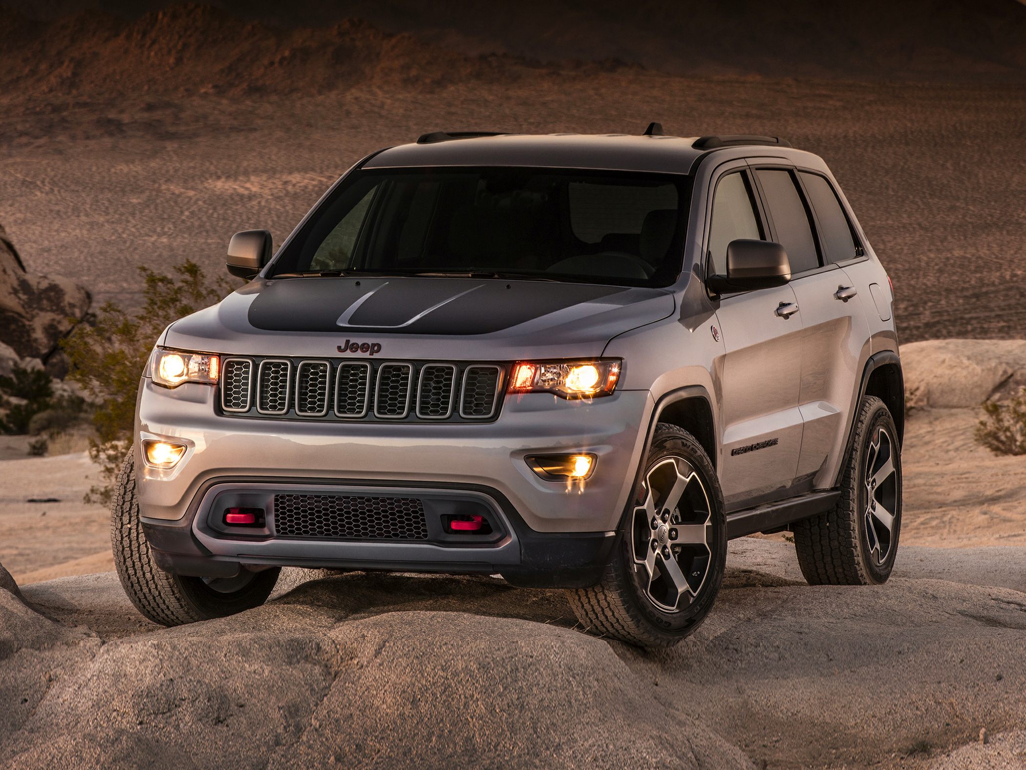 2017 Jeep Grand Cherokee Deals, Prices, Incentives & Leases, Overview