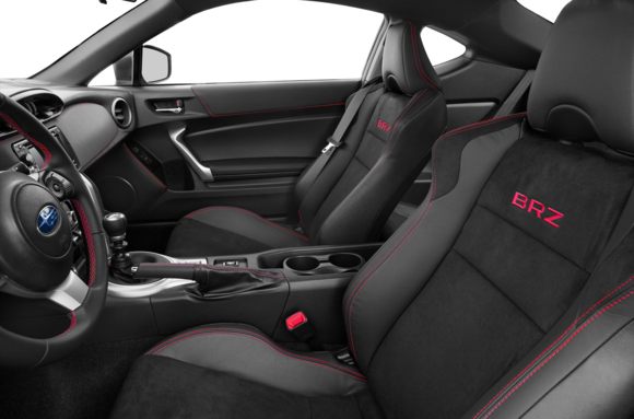 Subaru brz салон