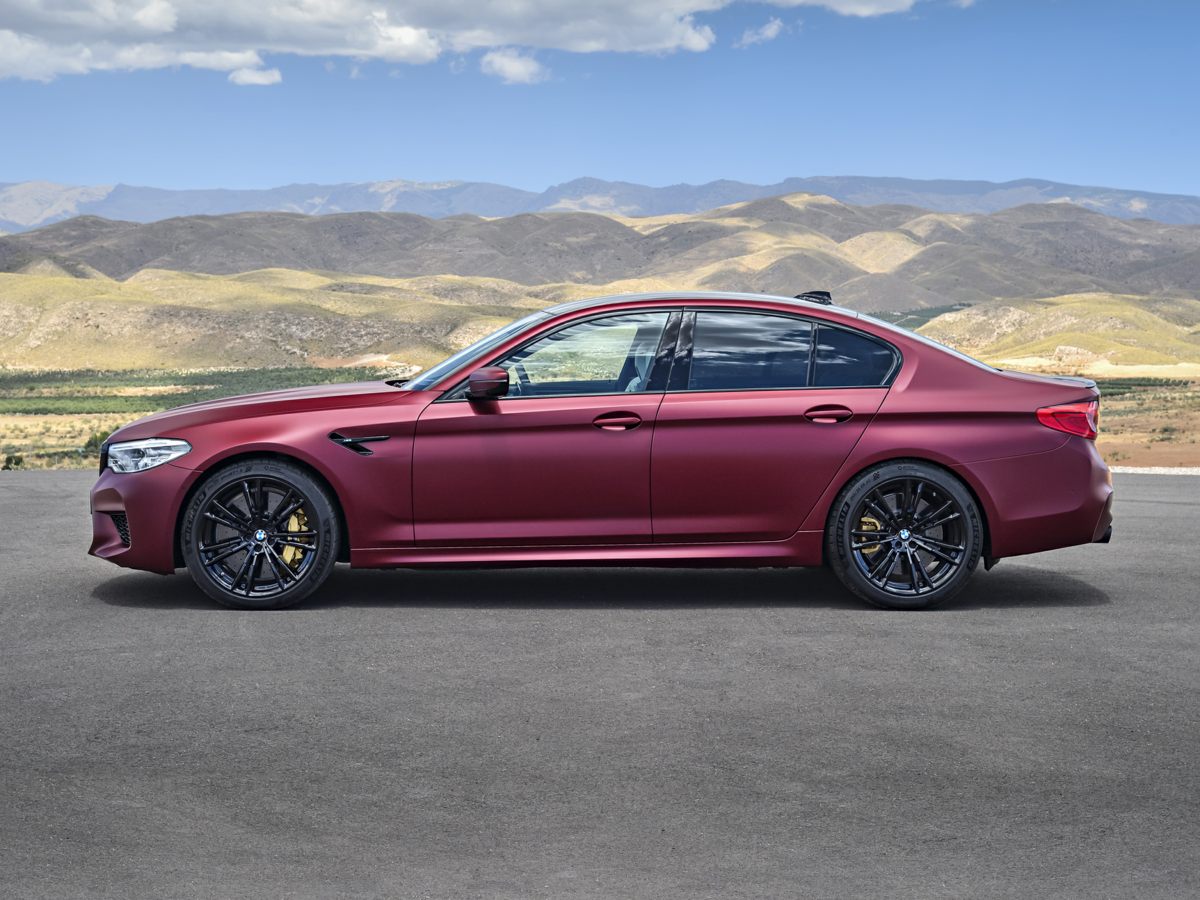 M5 бмв 2020