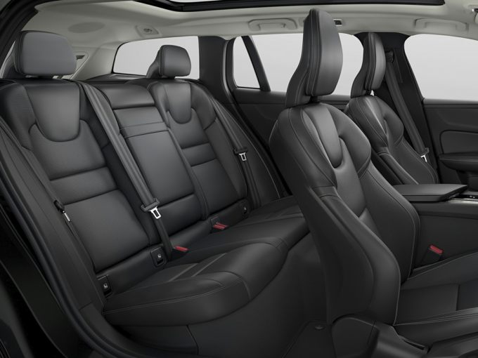 2023 Volvo V60 Interior
