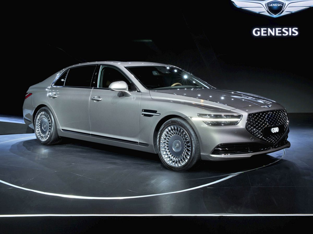 2020 Genesis G90 Deals Prices Incentives And Leases Overview Carsdirect