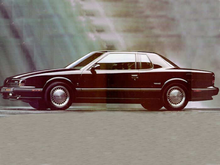 Oldsmobile toronado 1992