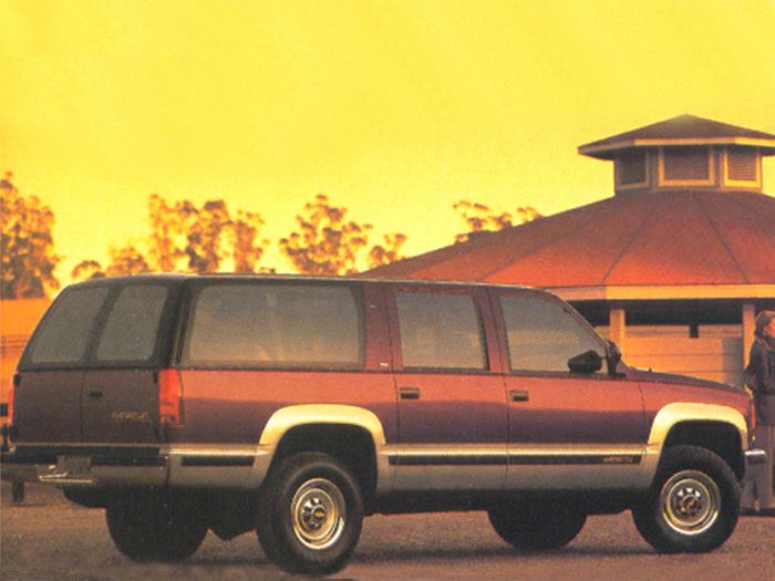 1992 Chevrolet Suburban 1500 Specs, Safety Rating & MPG - CarsDirect