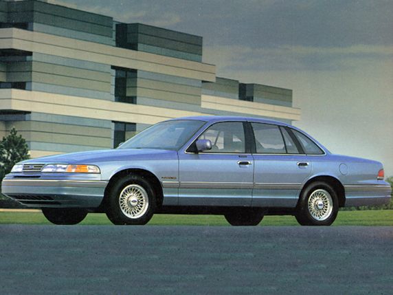 1995 Ford Crown Victoria Pictures & Photos - CarsDirect