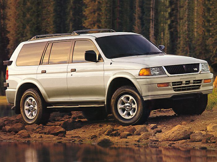 1998 Mitsubishi Montero Sport Specs, Safety Rating & MPG – CarsDirect