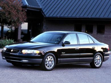 1999 Buick Regal Styles & Features Highlights