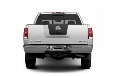 2004 Nissan Titan Specs, Safety Rating & MPG - CarsDirect