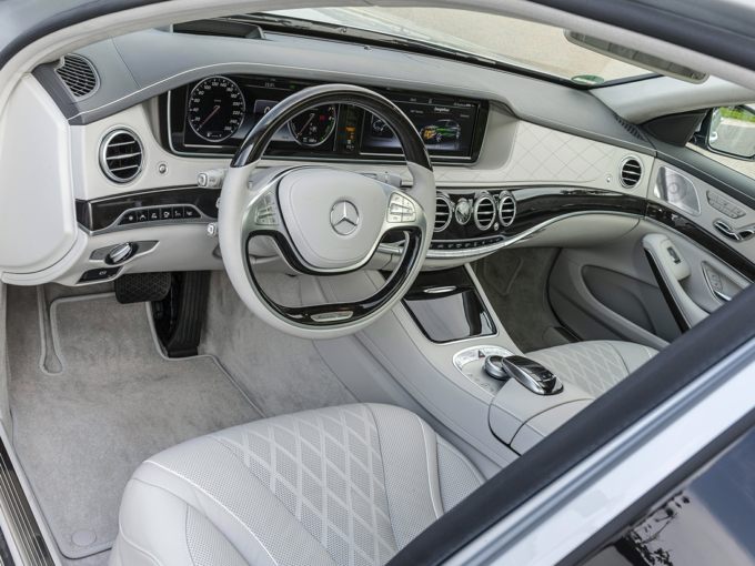 Mercedes-Benz S550e Interior