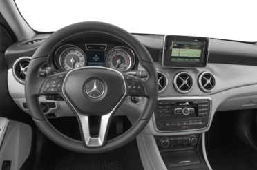 15 Mercedes Benz Gla250 Pictures Photos Carsdirect