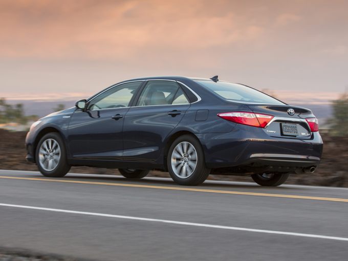 2016 Toyota Camry Hybrid Prices Reviews And Vehicle Overview Carsdirect