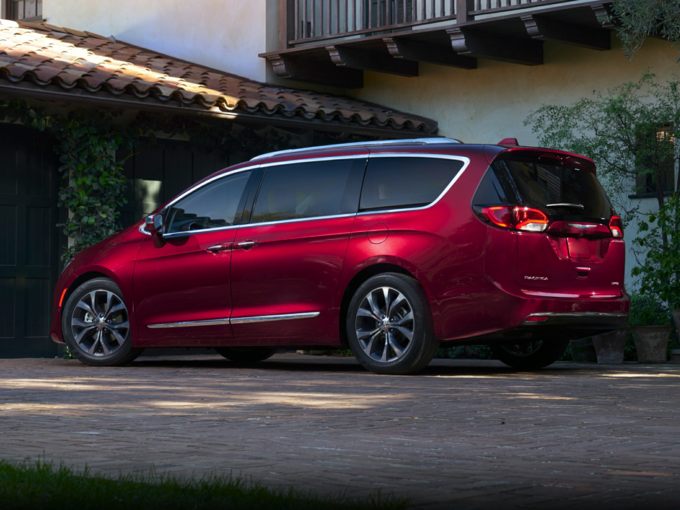 2017 Chrysler Pacifica Prices, Reviews & Vehicle Overview - CarsDirect