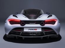 2022 McLaren 720S