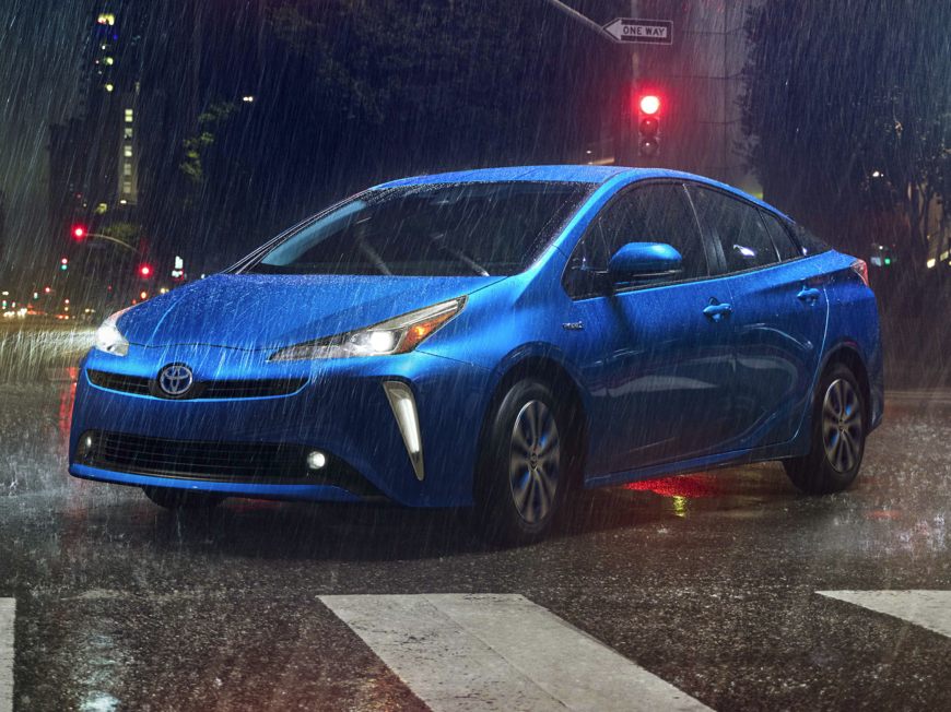 Toyota Prius by Model Year & Generation - CarsDirect