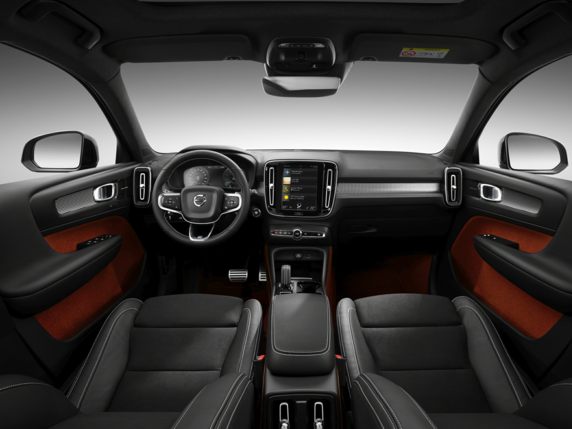 2022 Volvo XC40 Interior & Exterior Photos & Video - CarsDirect