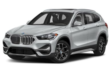3/4 Front Glamour 2021 BMW X1