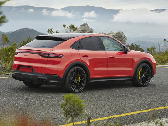 2022 Porsche Cayenne Interior & Exterior Photos & Video - CarsDirect