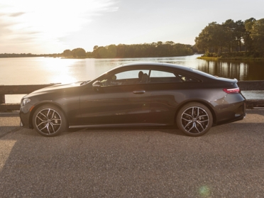 22 Mercedes Benz E Class Prices Reviews Vehicle Overview Carsdirect